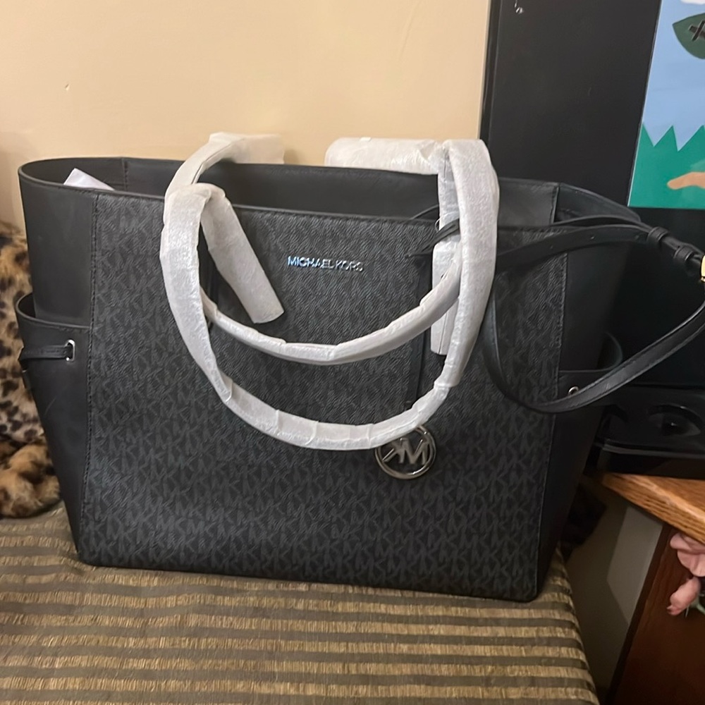 Michael Kors Purse Handbag